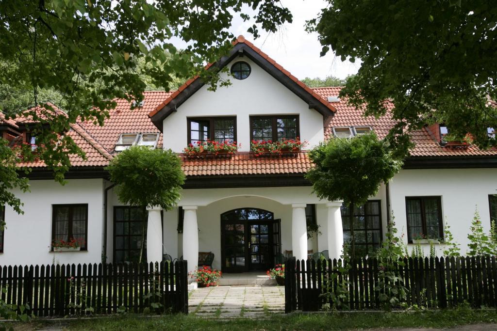 Hotel Wenus Казімеж-Дольний Екстер'єр фото